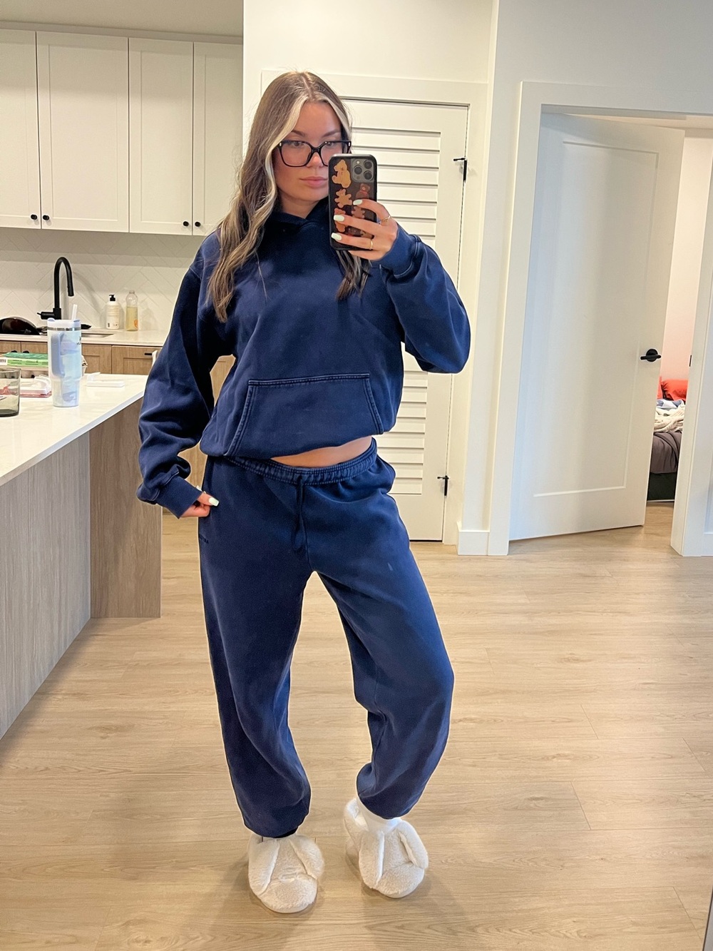 Aritzia No Stress Dark Blue Sweatsuit